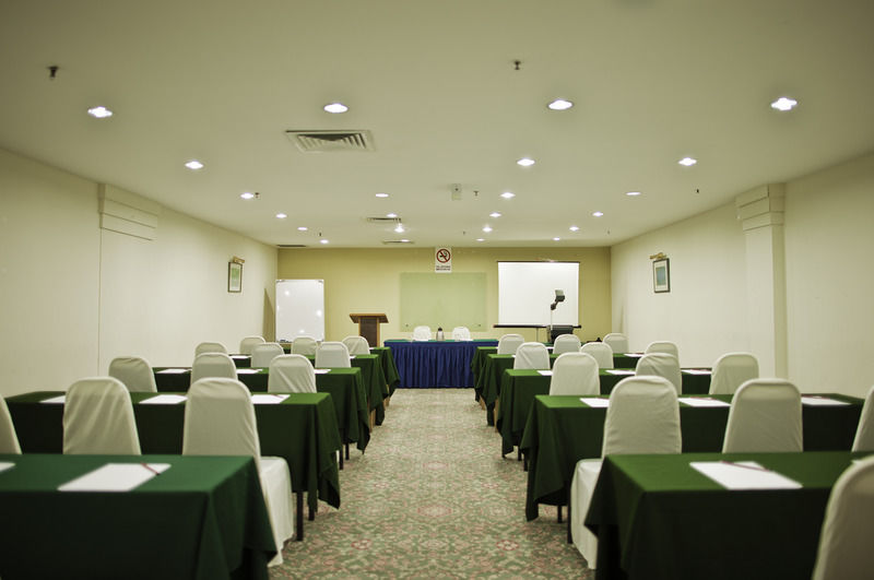 The Emperor Hotel Malacca Ngoại thất bức ảnh