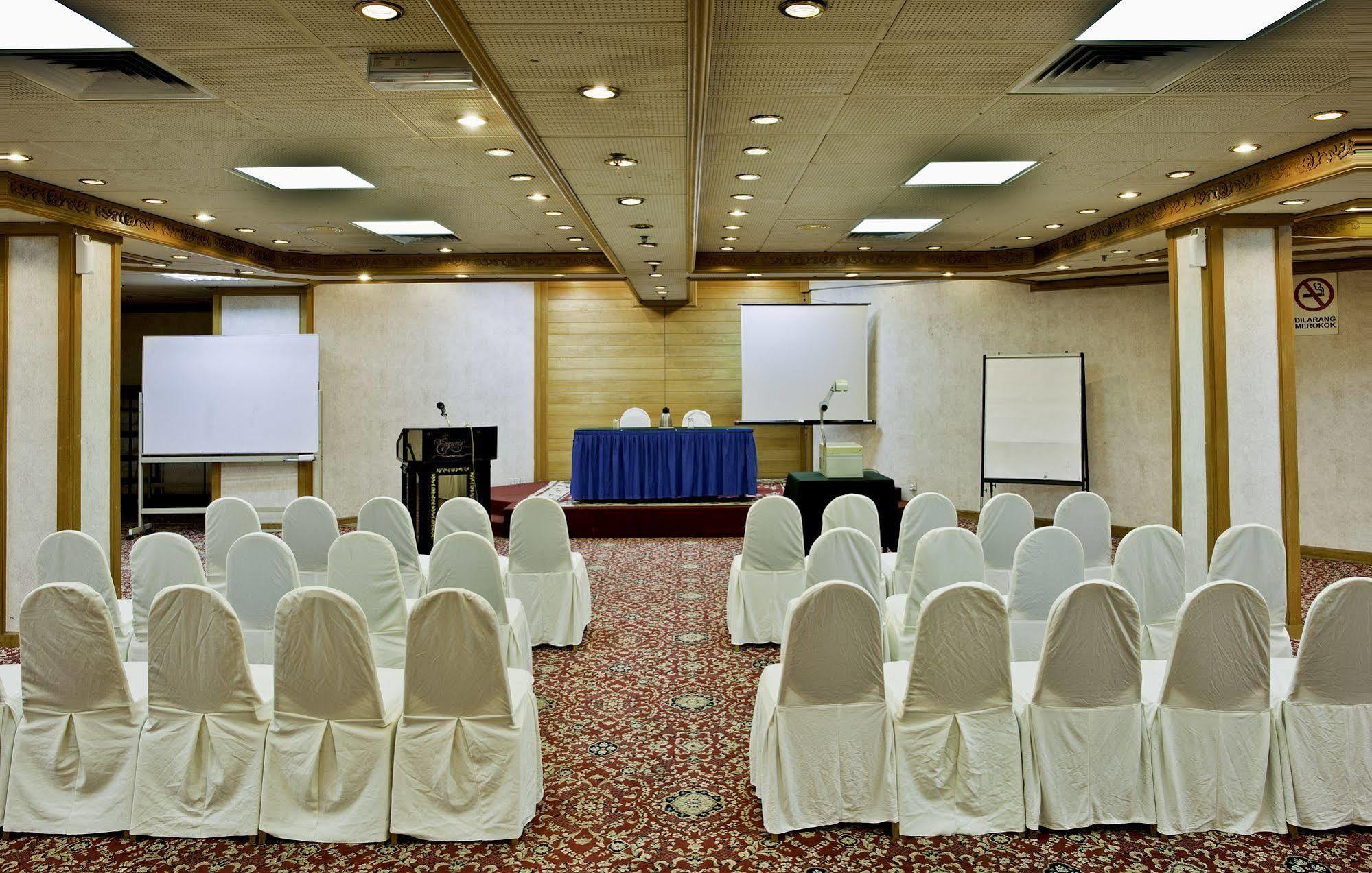 The Emperor Hotel Malacca Ngoại thất bức ảnh