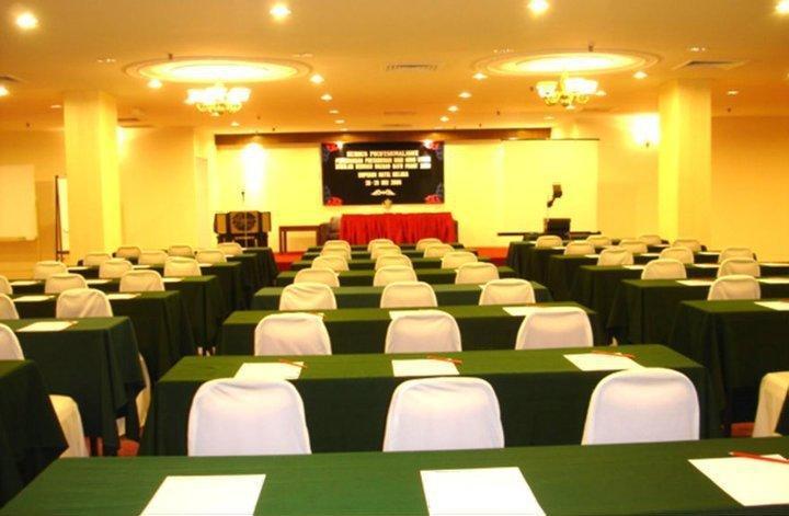 The Emperor Hotel Malacca Ngoại thất bức ảnh